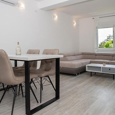 Apartmani Vrtodusic Banjol Εξωτερικό φωτογραφία