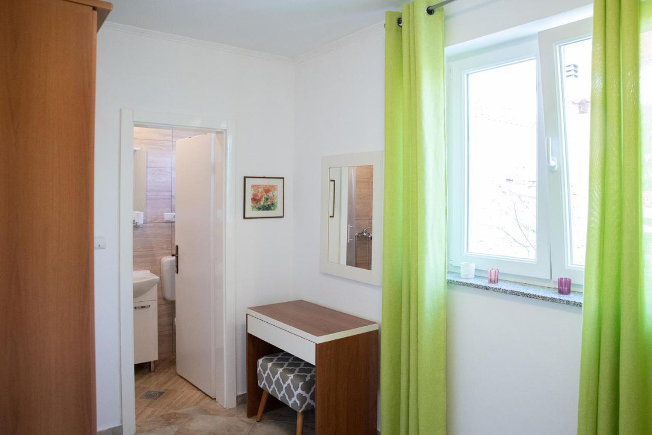 Apartmani Vrtodusic Banjol Εξωτερικό φωτογραφία