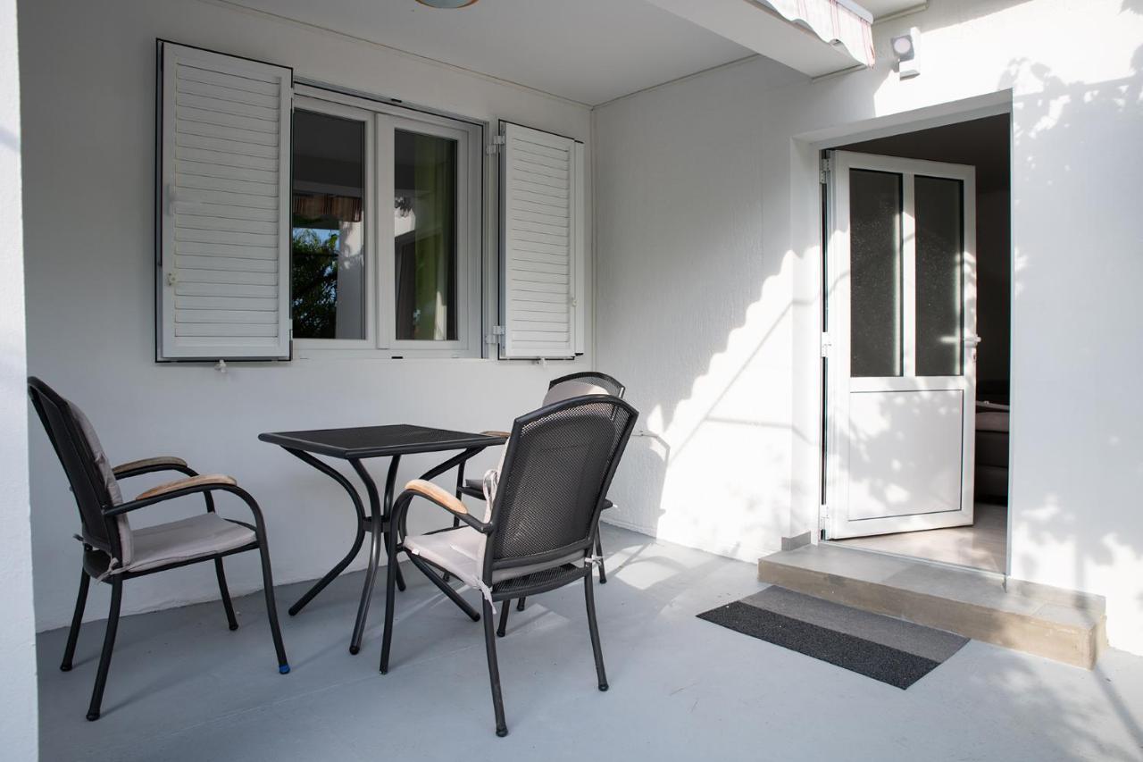 Apartmani Vrtodusic Banjol Εξωτερικό φωτογραφία