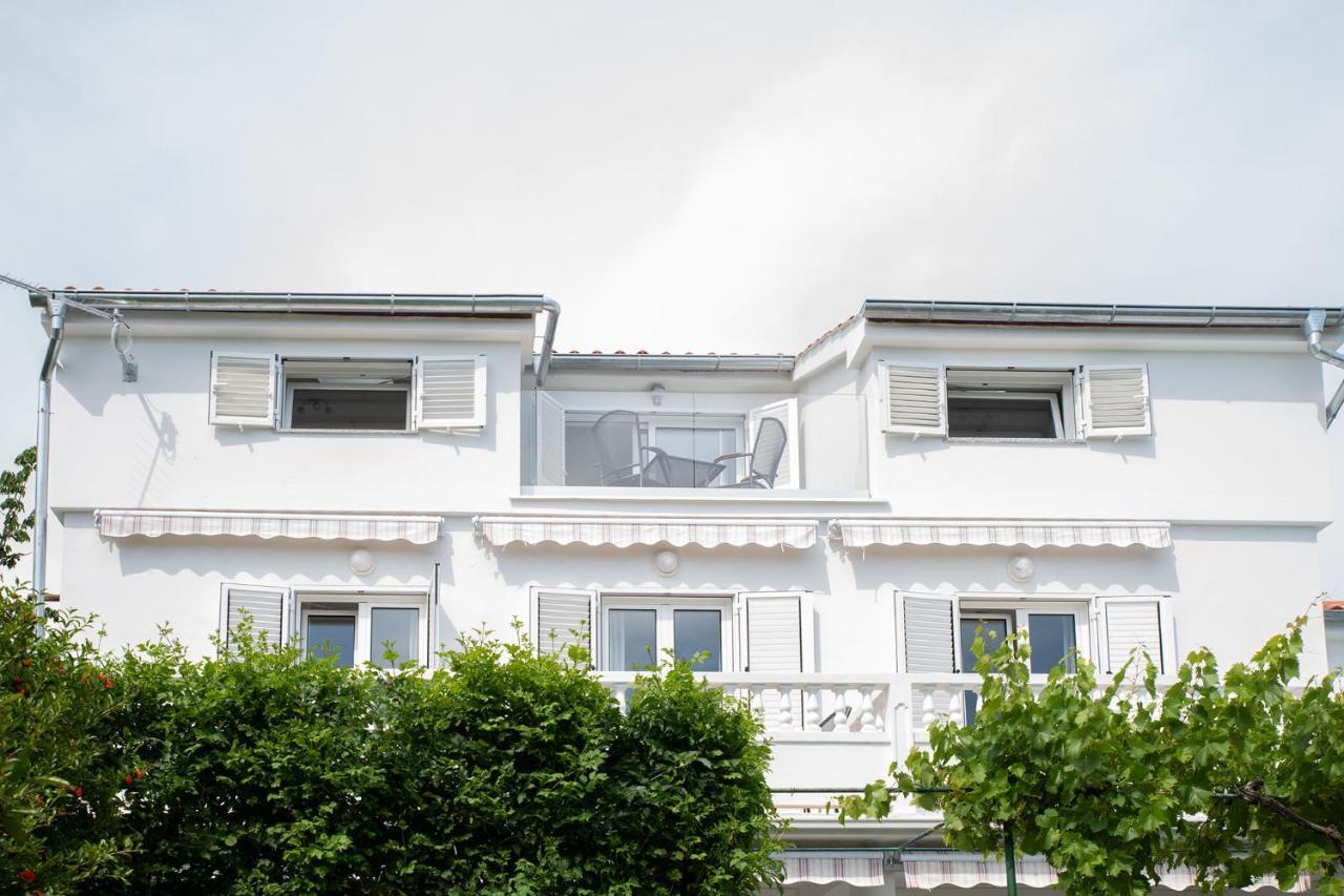 Apartmani Vrtodusic Banjol Εξωτερικό φωτογραφία