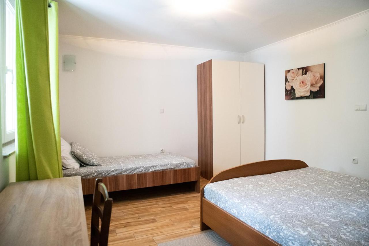 Apartmani Vrtodusic Banjol Εξωτερικό φωτογραφία